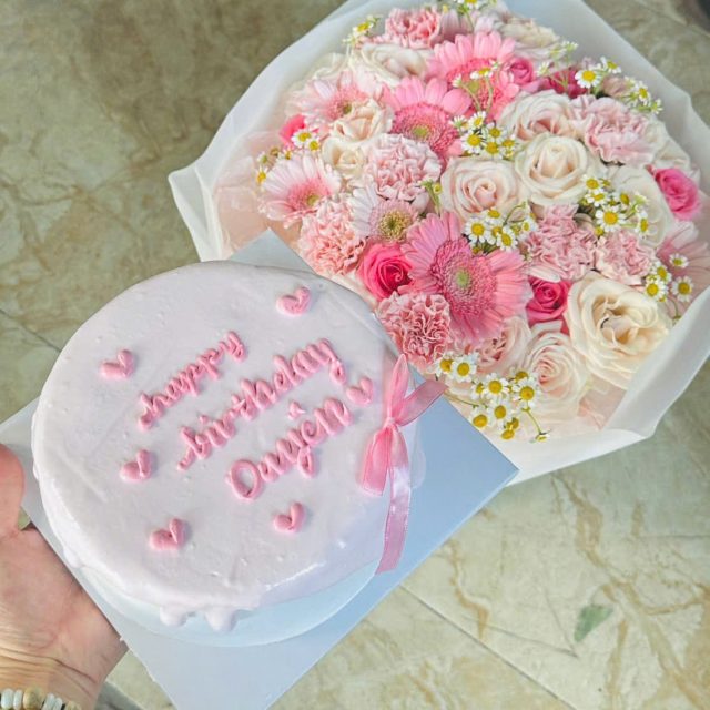 Combo bánh và hoa 023