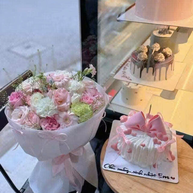 Combo bánh và hoa 045