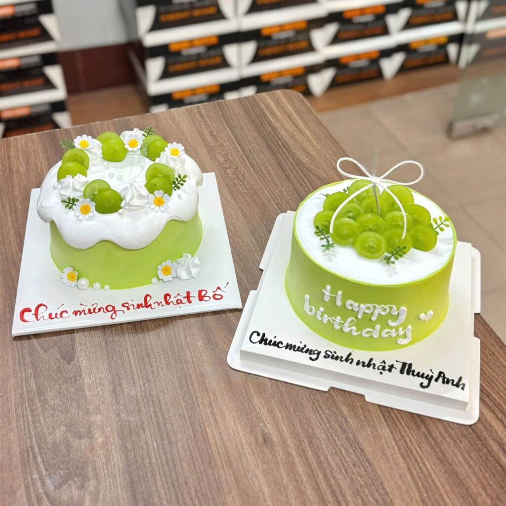 Bánh kem mix trái cây tươi 022