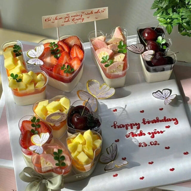 Bánh kem mix trái cây tươi 03