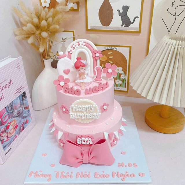 Bánh sinh nhật bé gái 037