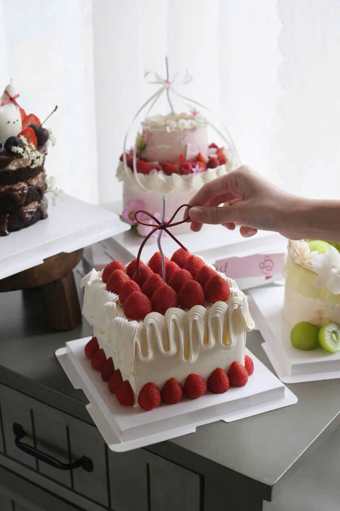 Bánh kem mix trái cây tươi 032