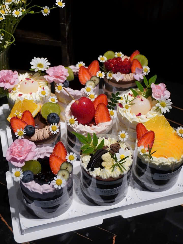 Bánh kem mix trái cây tươi 040